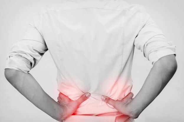 Causes of back pain due to the kidneys